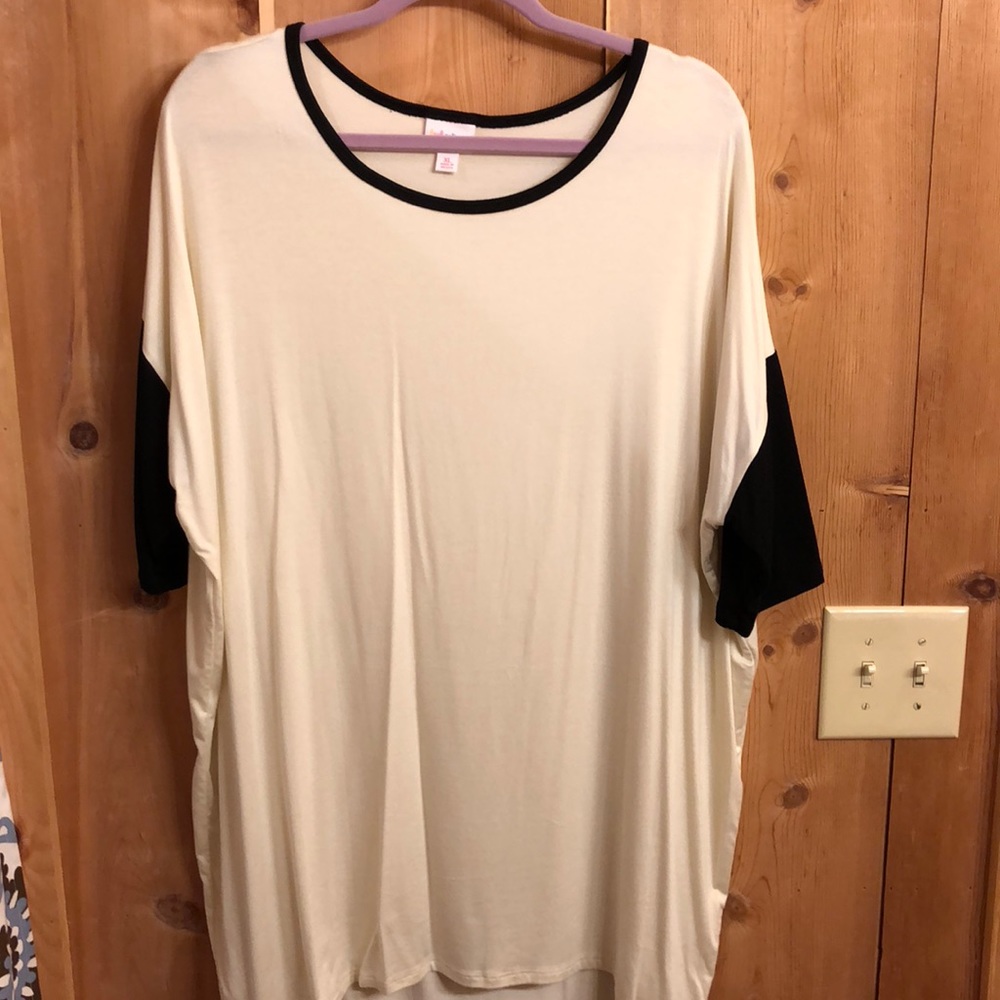 LulaRoe Irma Cream with black sleeves